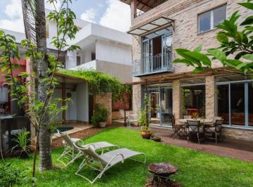 e552cb1a-6b17-4228-ad44-3d5a7c3a7433 · Sensacional casa para venda em Jardim Cordeiro com 10 quartos, sendo 10 suítes, 600m²