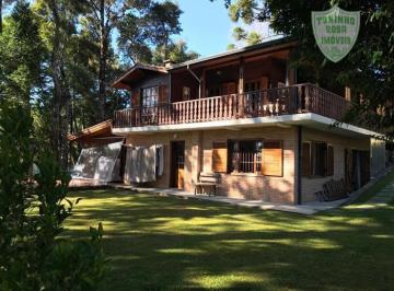 Casa · 215m² · 4 Quartos · 5 Vagas · Casa à venda - no Centro