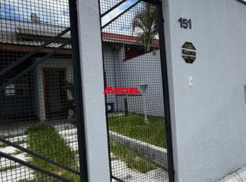 Casa · 114m² · 3 Quartos · 2 Vagas · Excelente casa com 3 dormitório com 2 vagas e área goumet