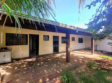 Casa · 360m² · 2 Quartos · 3 Vagas · Casa 2 Dormitórios Próximo ao Aeroporto.