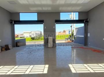 Comercial · 150m² · 1 Quarto · 4 Vagas · Salão comercial com Portas automatizadas