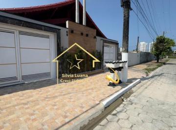 Casa · 83m² · 2 Quartos · 2 Vagas · Espaçosa Casa 2 Quartos com Piscina em Vera Cruz, Mongaguá