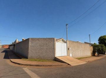 img0 · Casa com 3 Quarto(s) e 1 banheiro(s) para Alugar, 250 m² por R$ 1150 / Mês