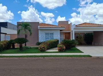 Casa · 204m² · 3 Quartos · Casa de Condomínio para venda em Residencial Damha de 204.00m² com 3 Quartos e 3 Suites