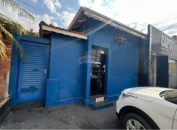 Comercial · 80m² · 2 Vagas · Prédio Comercial para alugar em Centro de 80.00m² com 2 Garagens