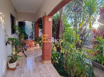 Casa · 245m² · 4 Quartos · 3 Vagas · Casa para venda em Jardim Prestes de Barros de 245.11m² com 4 Quartos, 1 Suite e 3 Garagens