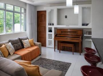 Apartamento de 2 quartos, Salvador · Alugo 2/4 no Imbuí, condomínio fechado, garagem, primeiro andar.
