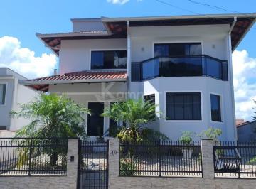 Foto 01 · Casa à venda em Gaspar-SC, bairro Bela Vista: 3 quartos, 1 suíte, 1 sala, 3 banheiros, 4 vagas, 269,