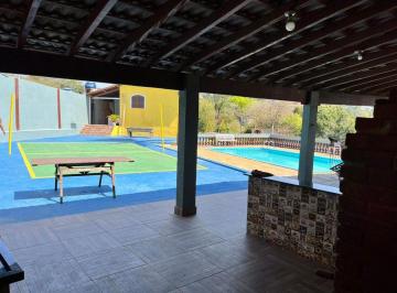 Comercial de 4 quartos, Santana de Parnaíba · Imóvel comercial de 3 m² com 4 quartos à venda em Parque Jaguari
