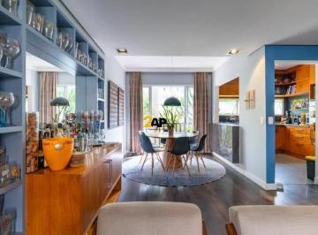 Casa · 263m² · 4 Quartos · 3 Vagas · Casa de luxo em condomínio na Vila Andrade, São Paulo-SP: 4 quartos, 2 suítes, 1