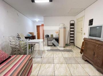 Localizada no bairro Caxingui, esta casa oferece uma excelente oportunidade para · Casa à Venda - Butantã, 1 Quarto, 600 m2