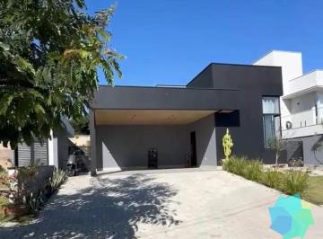 Casa · 228m² · 3 Quartos · 4 Vagas · Casa para venda em Buru de 228.25m² com 3 Quartos, 1 Suite e 4 Garagens