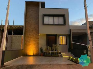 Casa · 128m² · 3 Quartos · 2 Vagas · Casa para venda em Jardim Guarujá de 128.03m² com 3 Quartos, 1 Suite e 2 Garagens