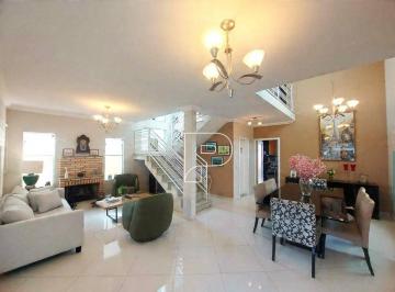 Casa · 199m² · 3 Quartos · 2 Vagas · Casa de Condomínio para venda em Granja Viana de 199.00m² com 3 Quartos, 3 Suites e 2 Garagens