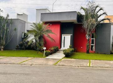 Casa · 113m² · 3 Quartos · 2 Vagas · Casa de Condomínio para venda em Centro de 113.00m² com 3 Quartos, 1 Suite e 2 Garagens