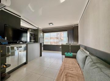 Photo 1 · Apartamento 2 dormitórios, sendo 1 suíte, mobiliado e decorado, 60m² privativos