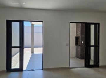 Casa · 190m² · 3 Quartos · 2 Vagas · Sobrado para venda em Fazenda Velha de 190.00m² com 3 Quartos, 1 Suite e 2 Garagens