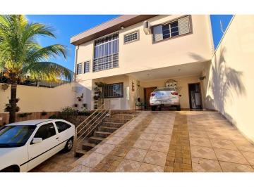 Casa · 227m² · 3 Quartos · 8 Vagas · Casa para venda em Jardim Anhangüera de 227.00m² com 3 Quartos, 2 Suites e 8 Garagens