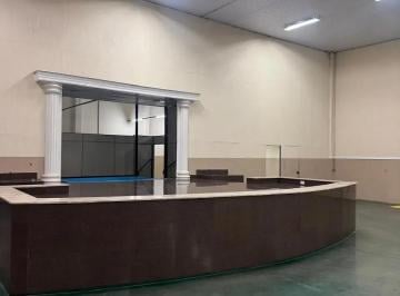 Comercial · 1300m² · 4 Vagas · Galpão / Depósito / Armazém para alugar em Vila Nova de 1300.00m² com 4 Garagens