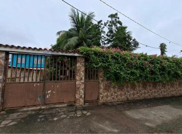 Casa · 360m² · 3 Quartos · 6 Vagas · Casa para venda em Pedra De Guaratiba de 360.00m² com 3 Quartos e 6 Garagens
