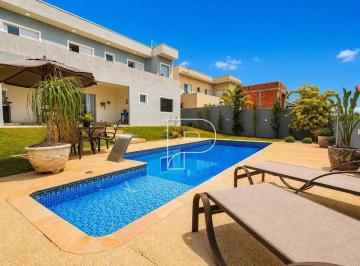 Casa · 250m² · 3 Quartos · 4 Vagas · Casa de Condomínio para venda em Granja Viana de 250.00m² com 3 Quartos, 3 Suites e 4 Garagens