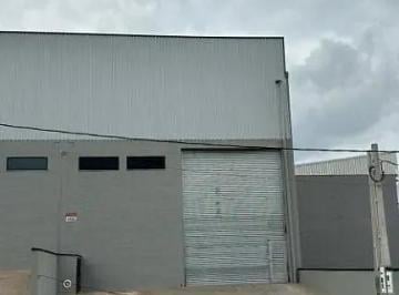 Comercial · 300m² · 2 Vagas · Galpão / Depósito / Armazém para alugar em Jardim Buru de 300.00m² com 2 Garagens