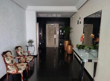 Apartamento · 192m² · 3 Quartos · 2 Vagas · Apartamento para venda e aluguel em Centro de 192.00m² com 3 Quartos, 1 Suite e 2 Garagens