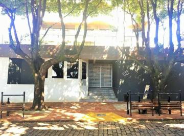 Apartamento · 270m² · 4 Quartos · 3 Vagas · Apartamento para venda e aluguel em Centro de 270.00m² com 4 Quartos, 2 Suites e 3 Garagens