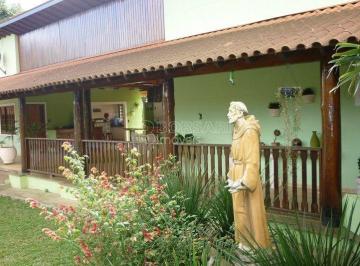 Rural · 654m² · 4 Quartos · 4 Vagas · Fazenda / Sítio para venda e aluguel em Chacara Velosa de 654.00m² com 4 Quartos, 2 Suites e 4 Garag