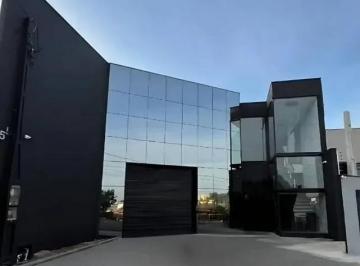 Comercial · 224m² · 2 Vagas · Prédio Comercial para venda em Residencial Monte Verde de 224.00m² com 2 Garagens