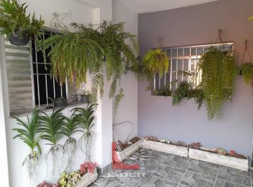Casa · 172m² · 3 Quartos · 1 Vaga · Casa para venda em Centro de 172.00m² com 3 Quartos e 1 Garagem