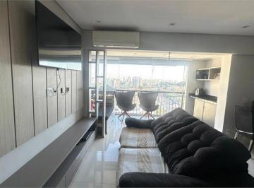 Apartamento de 2 quartos, São Paulo · Apartamento a venda reformado 2 quartos 1 vaga no Tucuruvi