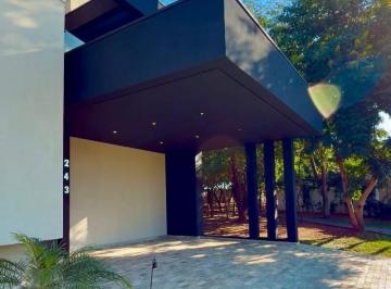 Casa · 143m² · 3 Quartos · 2 Vagas · Casa de Condomínio para venda em AEROPORTO de 142.84m² com 3 Quartos, 1 Suite e 2 Garagens