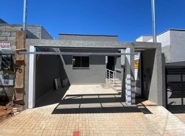 Casa · 65m² · 3 Quartos · 2 Vagas · Casa para venda em Uberaba de 65.00m² com 3 Quartos, 1 Suite e 2 Garagens