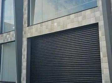 Comercial · 340m² · 4 Vagas · Galpão / Depósito / Armazém para alugar em Centro de 340.00m² com 4 Garagens