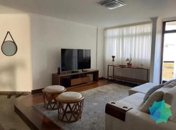 Apartamento · 145m² · 3 Quartos · 2 Vagas · Apartamento para venda em Centro de 145.00m² com 3 Quartos, 1 Suite e 2 Garagens