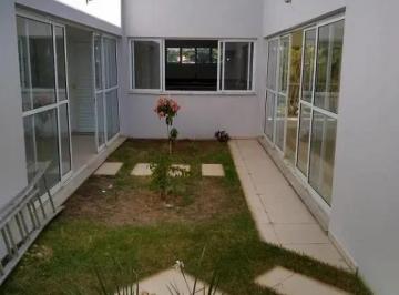 Casa · 270m² · 3 Quartos · 4 Vagas · Casa para venda em Terras De Monte Serrat de 270.00m² com 3 Quartos, 1 Suite e 4 Garagens