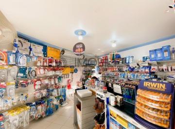 Comercial · 466m² · 3 Quartos · 2 Vagas · Galpão / Depósito / Armazém para venda em Jardim Santa Marta de 465.92m² com 3 Quartos, 1 Suite e 2
