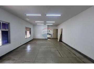 Comercial · 51m² · Sala Comercial para alugar em Centro de 51.45m²