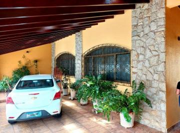Casa · 344m² · 3 Quartos · 2 Vagas · Casa para venda em Vila Xavier (vila Xavier) de 344.00m² com 3 Quartos, 1 Suite e 2 Garagens