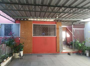 Casa · 160m² · 3 Quartos · 3 Vagas · Casa para venda em Centro de 160.00m² com 3 Quartos e 3 Garagens
