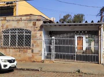Comercial · 190m² · 5 Quartos · 1 Vaga · Prédio Comercial para venda em Centro de 190.00m² com 5 Quartos, 1 Suite e 1 Garagem