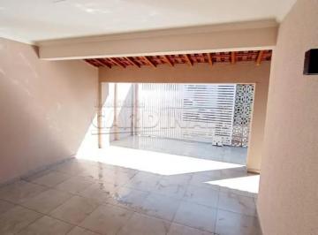 Casa · 143m² · 3 Quartos · 2 Vagas · Casa para venda em Centro de 143.00m² com 3 Quartos, 1 Suite e 2 Garagens
