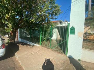 Casa · 246m² · 3 Quartos · Casa para venda em Carmo de 246.00m² com 3 Quartos e 1 Suite