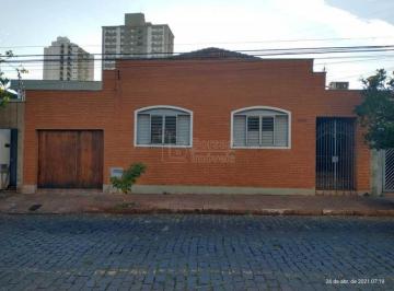 Casa · 245m² · 4 Quartos · 5 Vagas · Casa para venda em Centro de 245.00m² com 4 Quartos e 5 Garagens