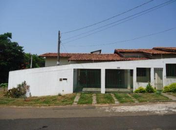 Casa · 180m² · 4 Quartos · 2 Vagas · Casa para venda em Parque Santa Marta de 180.00m² com 4 Quartos, 1 Suite e 2 Garagens