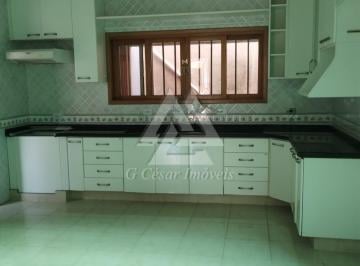 Casa · 321m² · 2 Quartos · 2 Vagas · Sobrado para venda em Centro de 321.00m² com 2 Quartos, 2 Suites e 2 Garagens