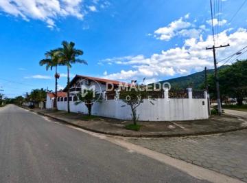 Casa · 208m² · 3 Quartos · 5 Vagas · Casa para venda em Praia Maranduba de 208.00m² com 3 Quartos, 1 Suite e 5 Garagens