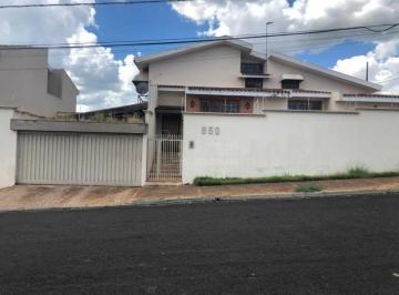 Casa · 160m² · 3 Quartos · 4 Vagas · Casa para venda em Jardim Marivan de 160.00m² com 3 Quartos, 1 Suite e 4 Garagens
