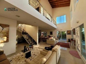 Casa · 323m² · 4 Quartos · Sobrado para venda em Condomínio Terra Magna de 323.00m² com 4 Quartos e 2 Suites